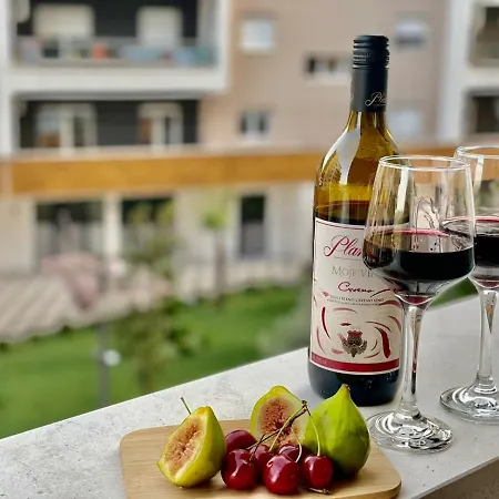 Olive Square Apartment Budva Exterior photo
